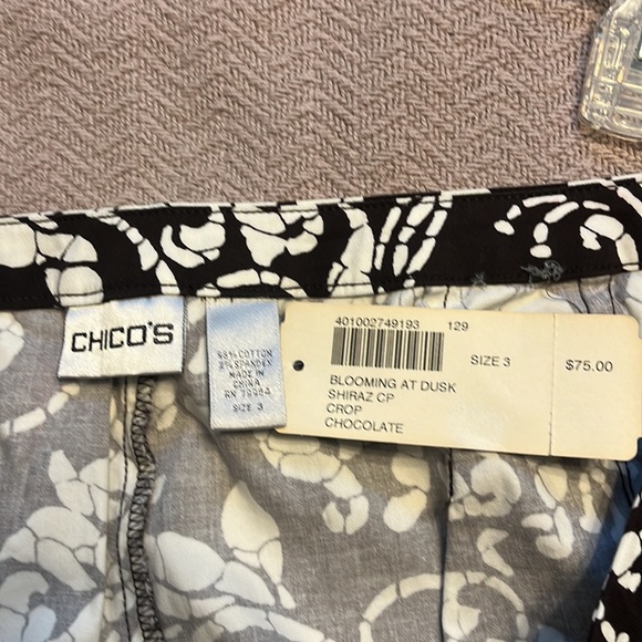 Chico pants size 3 dark brown and cream floral - Picture 2 of 4